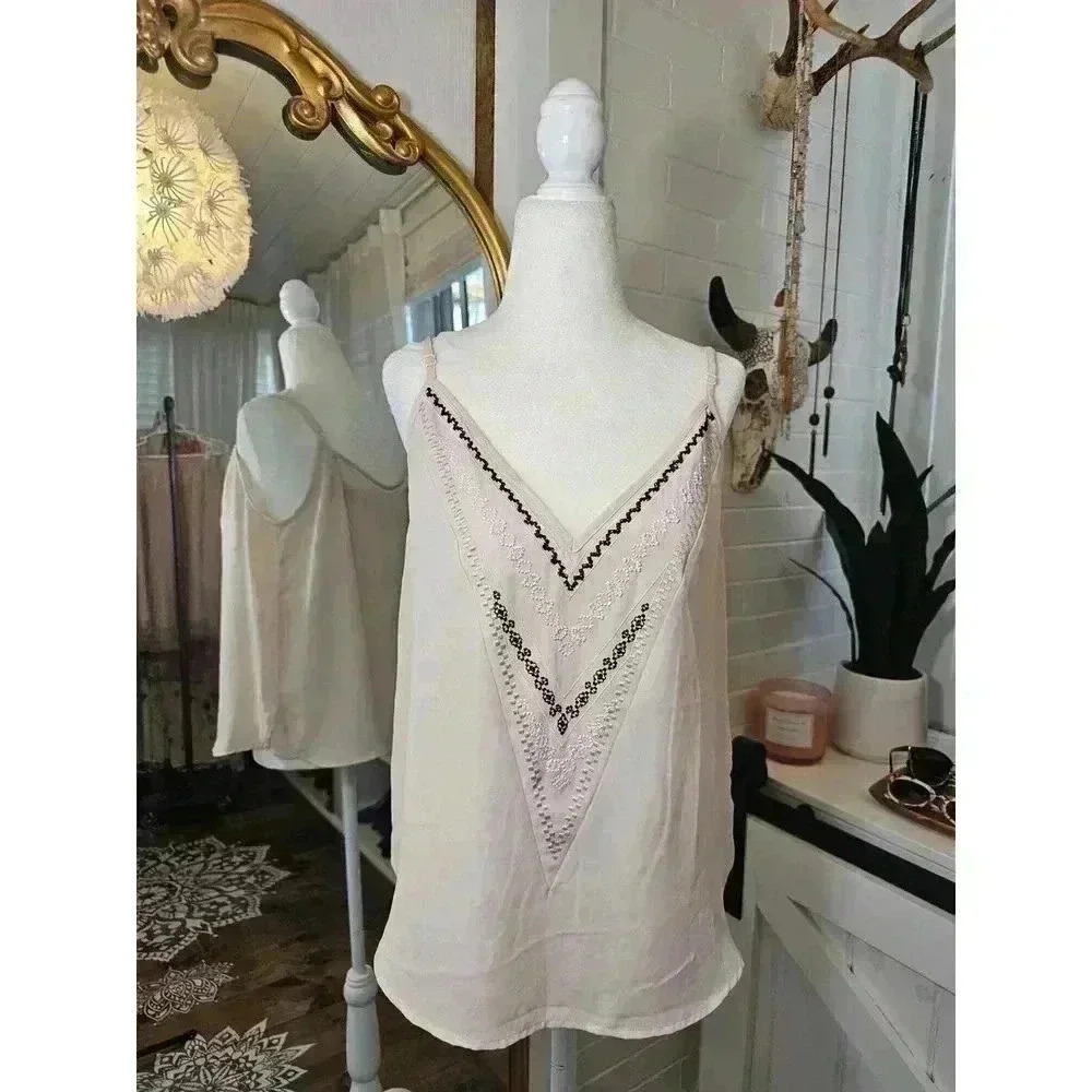 41Hawthorn Women's Size L Beige Tank with White and Black Design - Picture 1 of 7